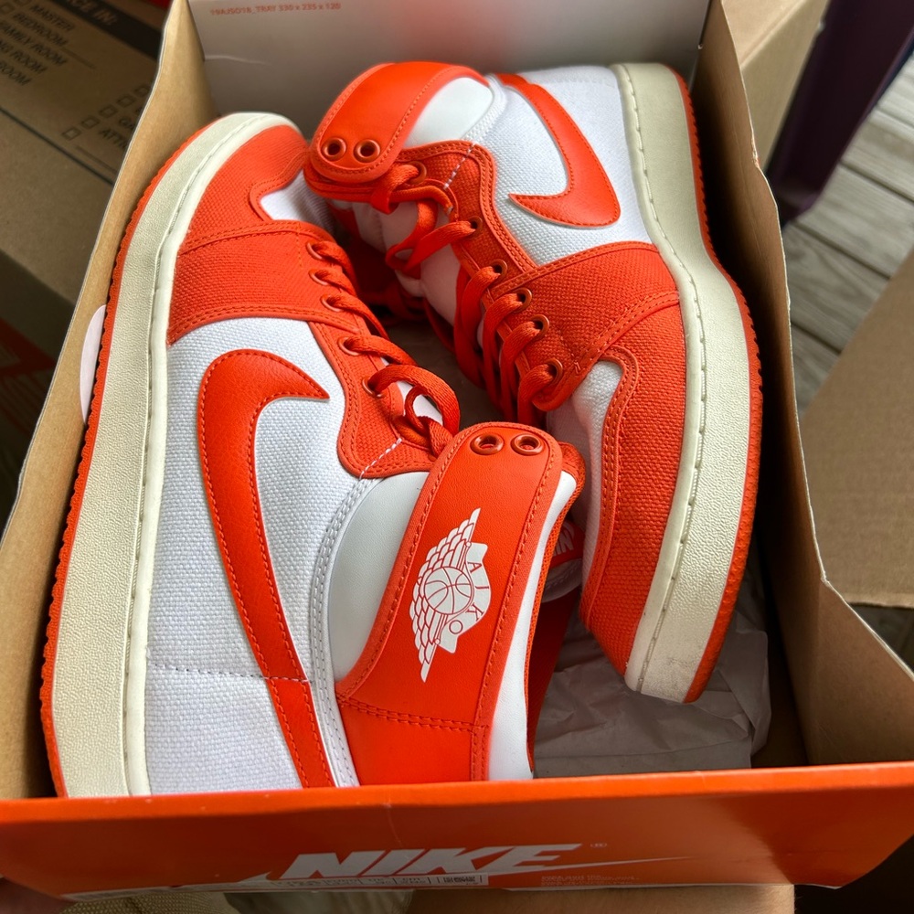 Air Jordan 1 KO High ‘Syracuse’